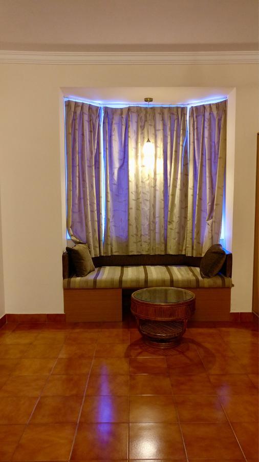 Sai Towers Hotel Puttaparthi Buitenkant foto